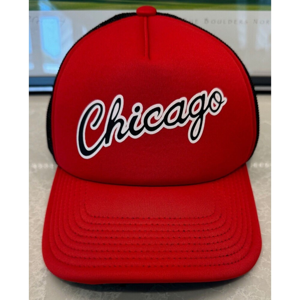 Chicago Bulls - Mitchell & Ness Trucker Hat - Men's Adjustable - Chicago Script